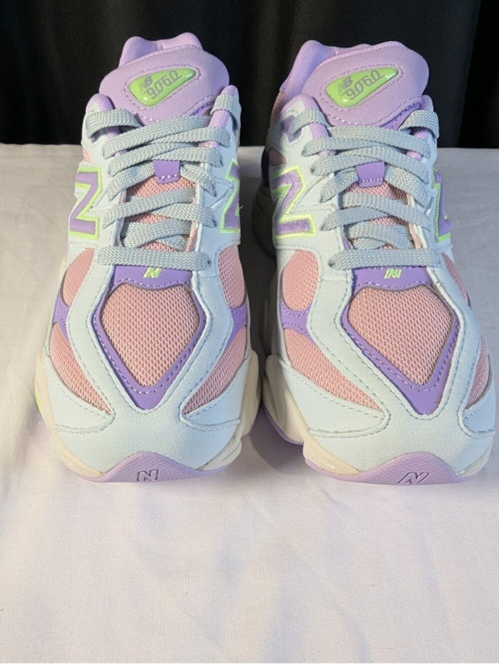 New Balance 9060 Easter Pack Frosted Glass Lilac Kids Size 5.5Y Women 7 GC9060KP